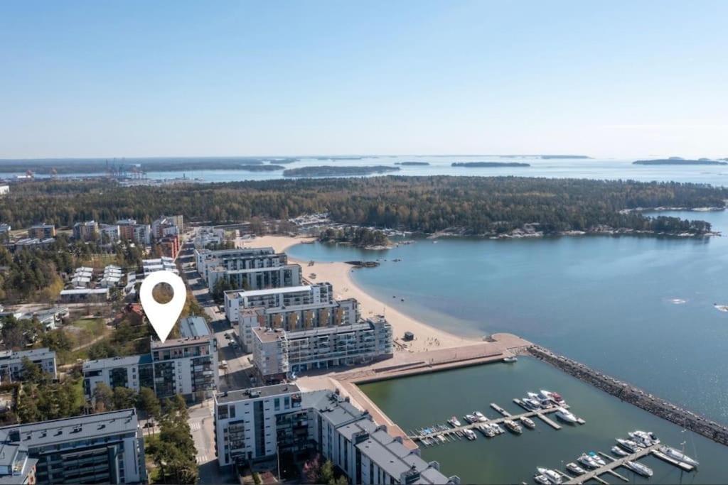 Meren Laeheisyydessae Iso Yksioe Helsínquia Exterior foto