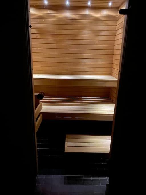 Meren Laeheisyydessae Iso Yksioe Helsínquia Exterior foto