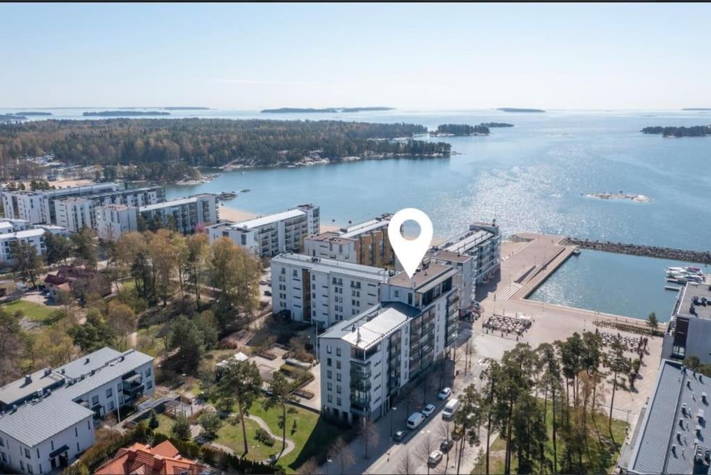Meren Laeheisyydessae Iso Yksioe Helsínquia Exterior foto