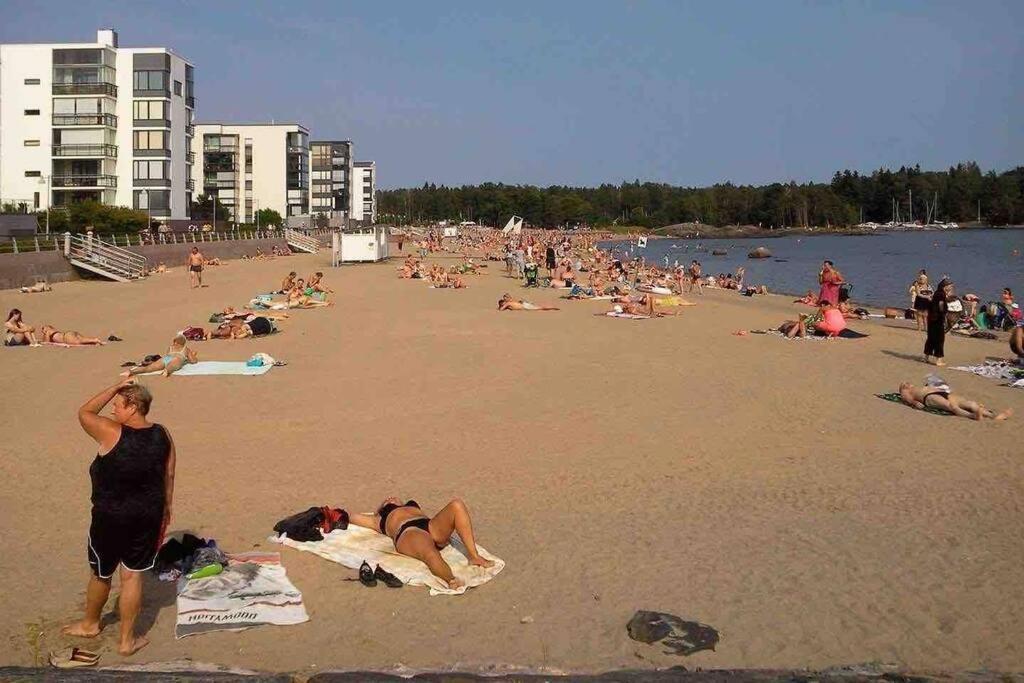 Meren Laeheisyydessae Iso Yksioe Helsínquia Exterior foto
